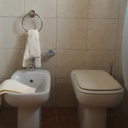 L'ape In Corte Casa Di Campagna, Via Francigena Stanze E Colazione * Vaccarizza
