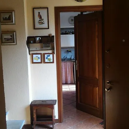 L'ape In Corte Casa Di Campagna, Via Francigena Stanze E Colazione Vaccarizza